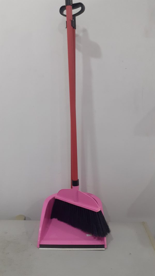 Dust Collector with Long Sticks